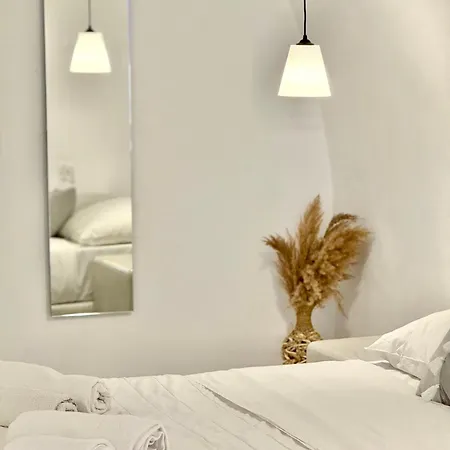 Value Rooms- Center- Capital Santorini Hotel