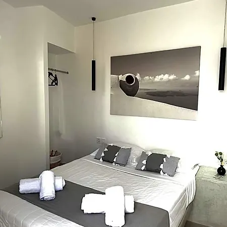 Value Rooms- Center- Capital Santorini * Fira (Santorini)