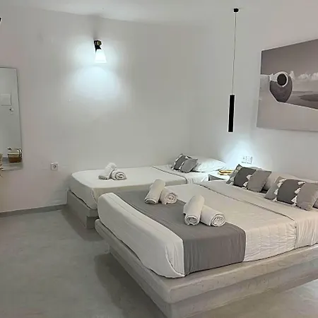Value Rooms- Center- Capital Santorini Hotel *