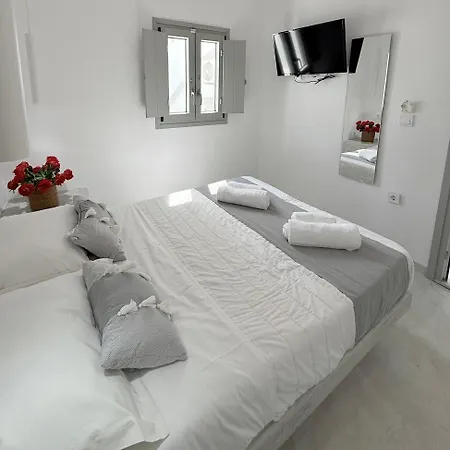 Value Rooms- Center- Capital Santorini Hotel
