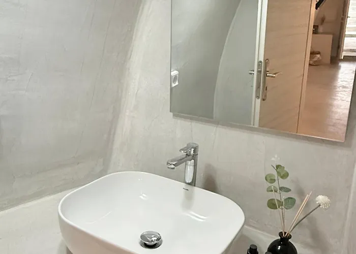 Sepal * Fira (Santorini)